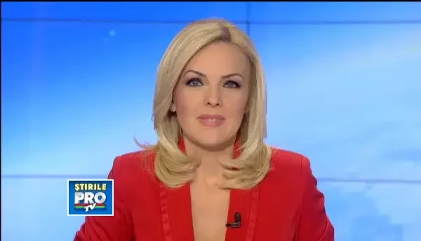 Seara magica la Castelul Corvinilor. A inceput singurul festival de opera in aer liber, din Romania