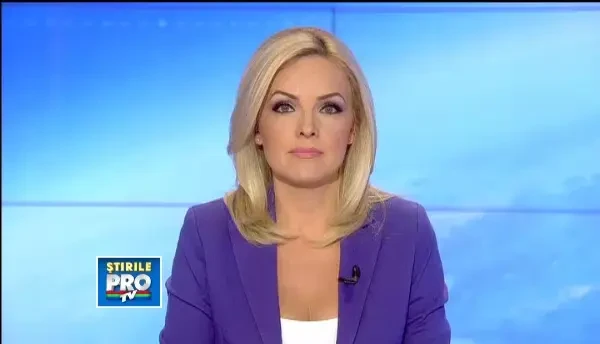 Gestul provocator al unei artiste care a incins spiritele la un concert in Paris. Video