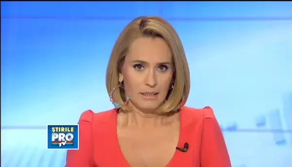 Dupa 3 ani, primaria a reusit sa demoleze un palat tiganesc construit fara autorizatie