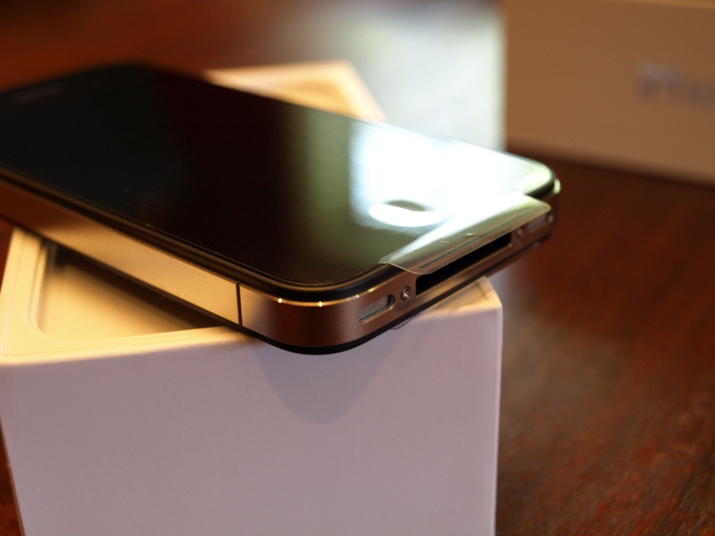 Ce aduce in plus IPhone 5 fata de modelul "4S"! Vezi cand o sa fie lansat