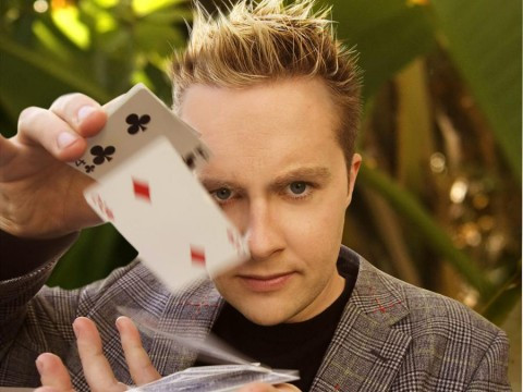 Mentalistul Keith Barry era sa moara sufocat in timpul unei reprezentatii. VIDEO