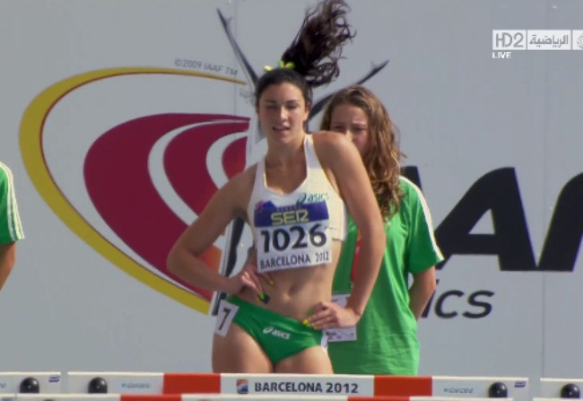 CEA mai FRUMOASA incalzire inainte de cursa: E foarte SEXY FATA ASTA! VIDEO