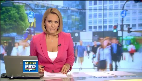 Basescu, despre Udrea: Niciodata nu voi spune unei femei : Da-ti jos rochia asta ca-i prea stramta