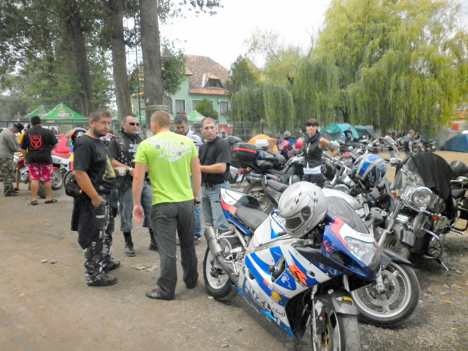 Doua zile de muzica rock si motoare incinse la Pecica. Festivalul “Motorock” isi deschide portile