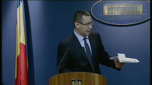 Victor Ponta: Basescu face vreo 80 de generali si da vreo 500 de decoratii; i le-am semnat