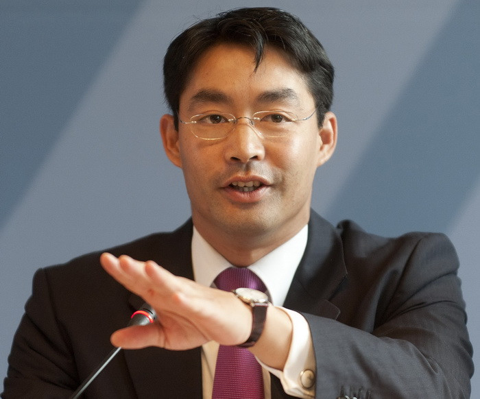 Vicecancelarul german, Philipp Roesler: Iesirea Greciei din zona euro "si-a pierdut din oroare"