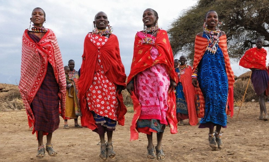 7 Ritualuri Bizare! Uite prin ce trebuie sa treaca copiii din triburile amazoniene pentru a ajunge "barbati"