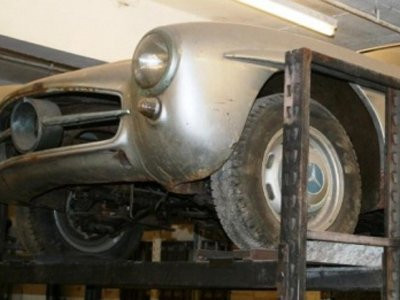 "Gunoaiele" care pot sa te imbogateasca peste noapte. Topul supermasinilor uitate in garaj