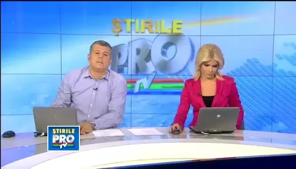 Copaci pusi la pamant si masini distruse, dupa vijelia de luni noapte, din Bucuresti