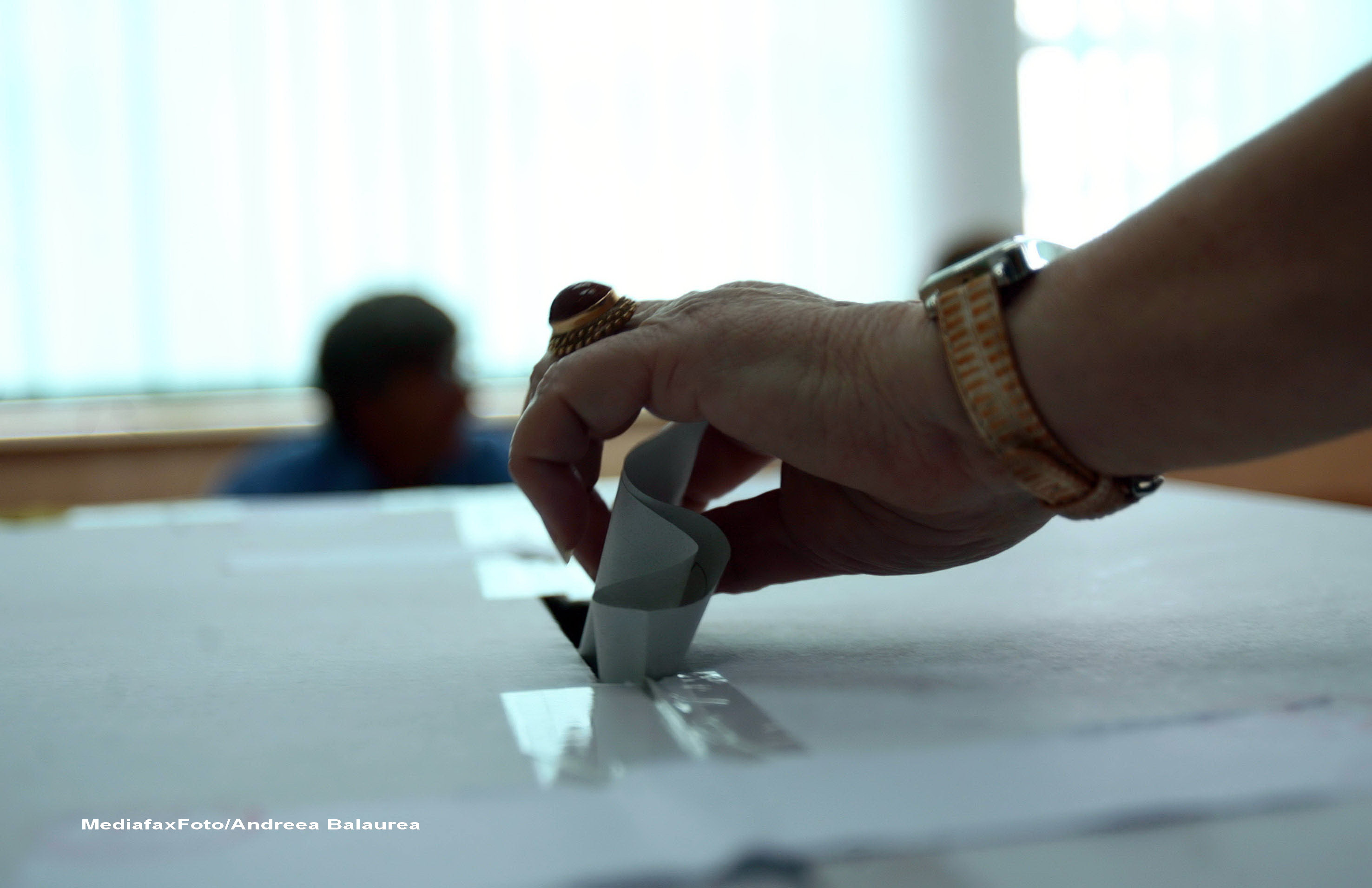 APADOR-CH: "Cum poti verifica daca CNP-ul tau a votat fara tine la prezidentiale"