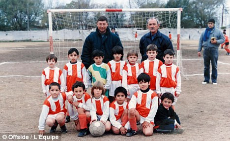 Cum a ajuns PITICUL...MARE: Povestea nestiuta a lui Lionel Messi