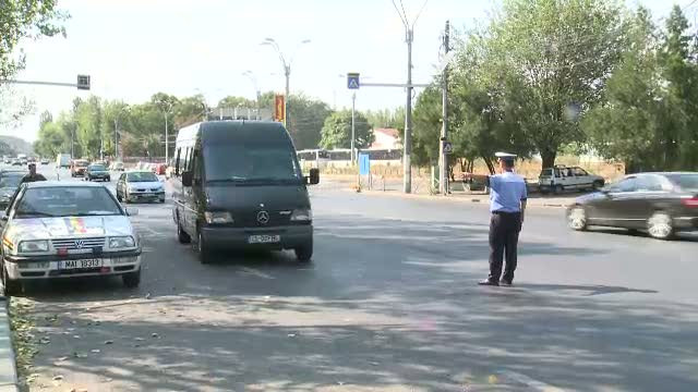 Mai mult de jumatate din fortele de ordine ale Romaniei supravegheaza referendumul