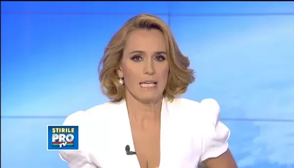 Nimeni n-a dormit la Lugoj. Adrian Minune a fost primit ca un superstar la nunta de tigani din oras