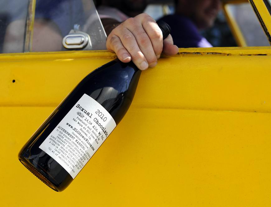 Americanii au inventat Sexual Chocolate. Afla totul despre cel mai provocator vin din lume