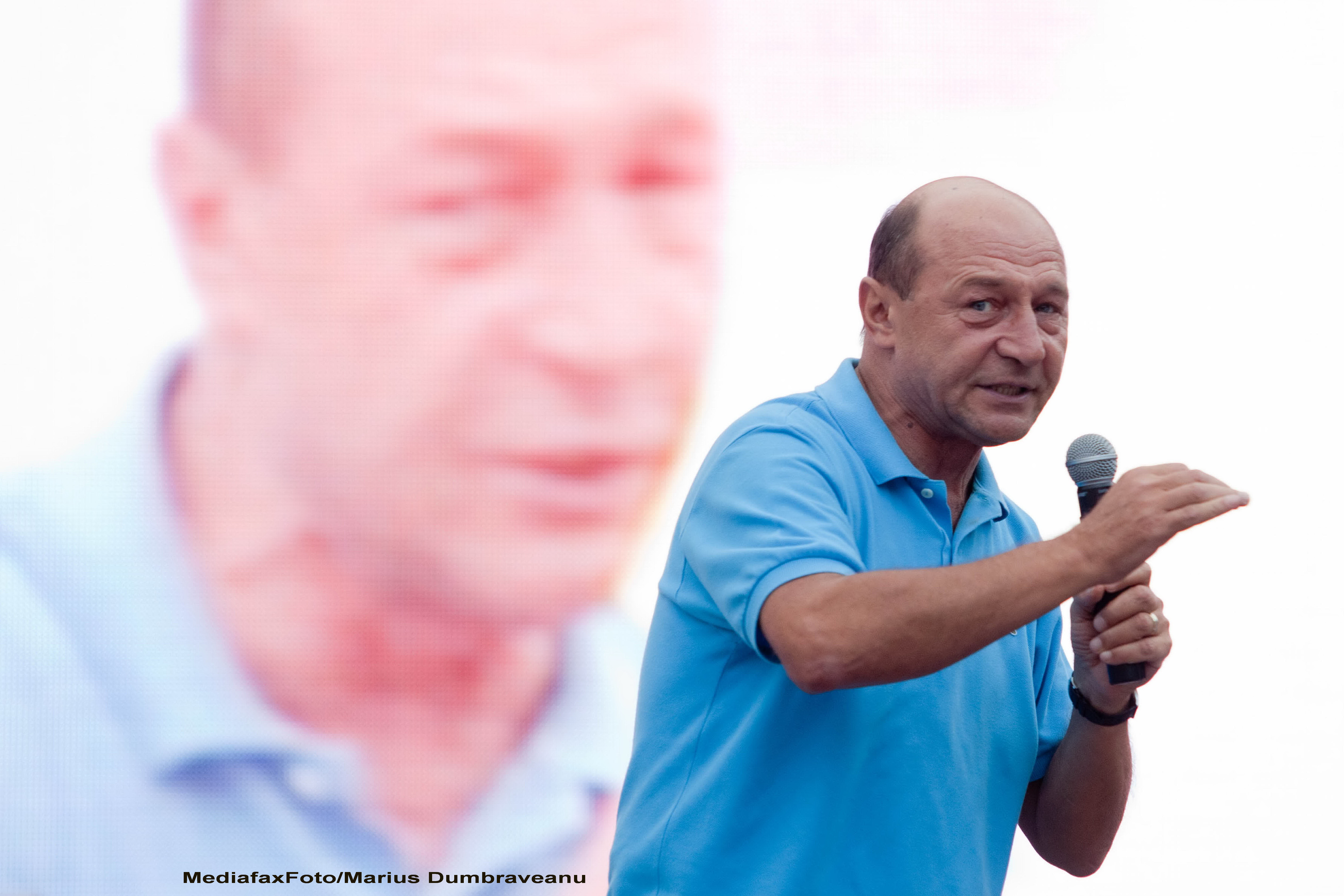 Traian Basescu, inainte de rezultatele referendumului: "Daca va fi validat, asta-i viata..."