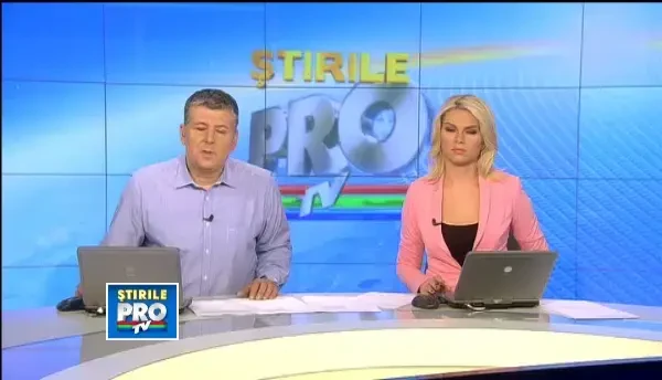 Ion Iliescu a votat la Liceul Jean Monnet. S-a intalnit cu sotia si fiii lui Adrian Nastase