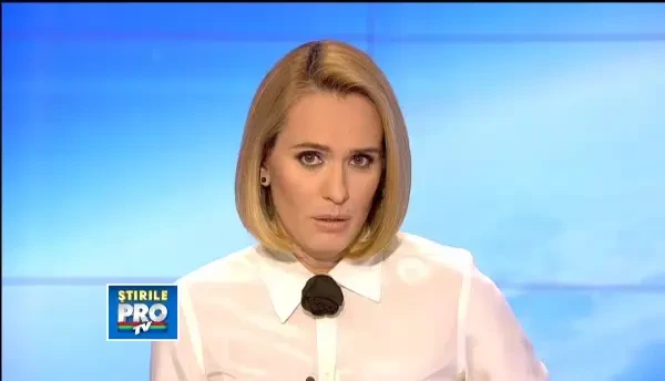 Colegii de scoala descriu cosmarul prin care a trecut fata din Galati ucisa de fiul unui politician