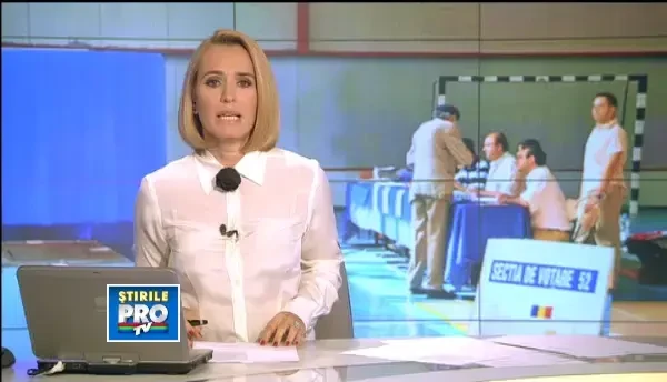 Iliescu sustine ca sunt 15-16 MILIOANE de romani cu drept de vot. Ce spune Traian Basescu