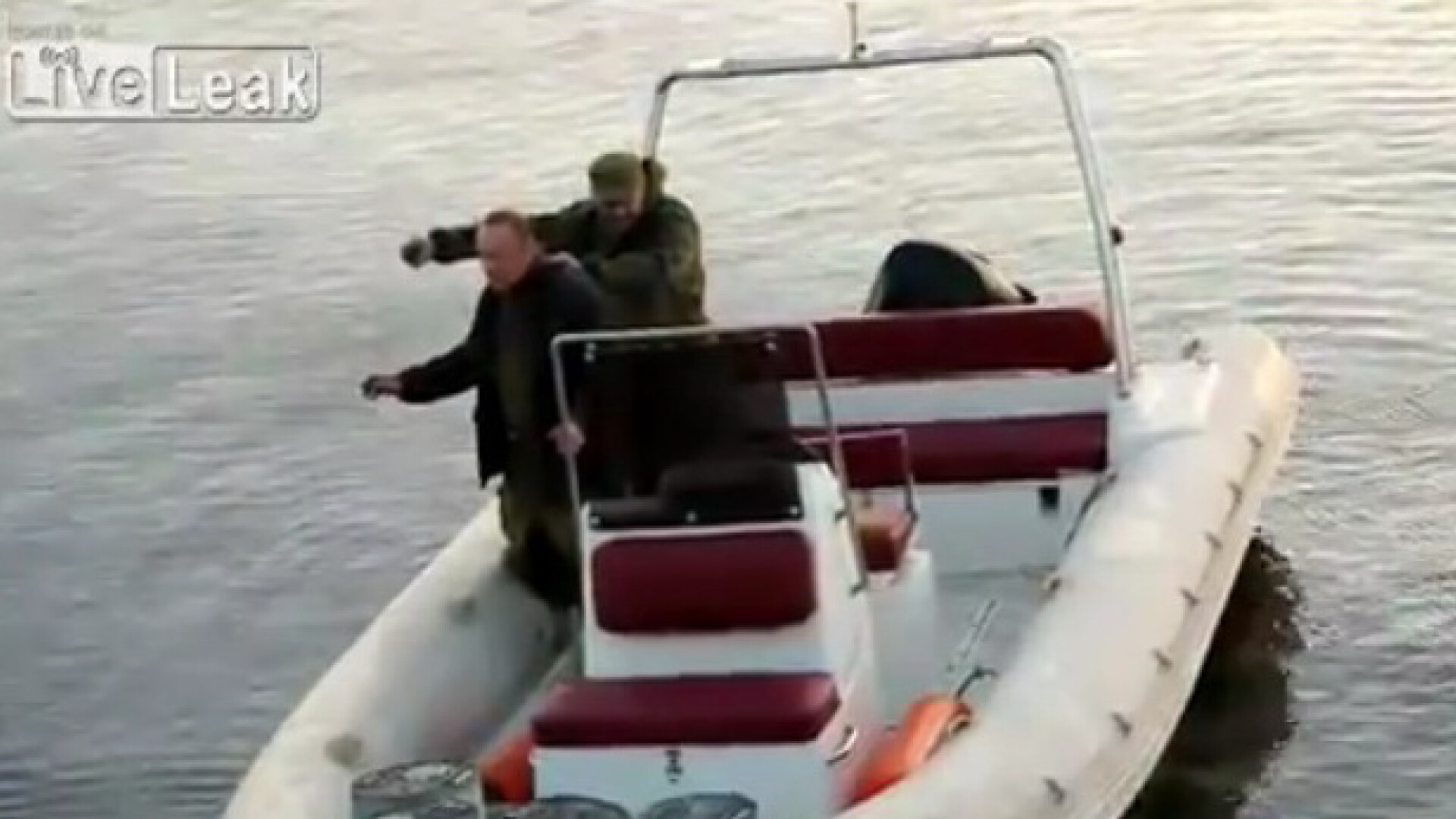 GRENADA a EXPLODAT prea DEVREME! VEZI CLIPUL ZILEI VIDEO