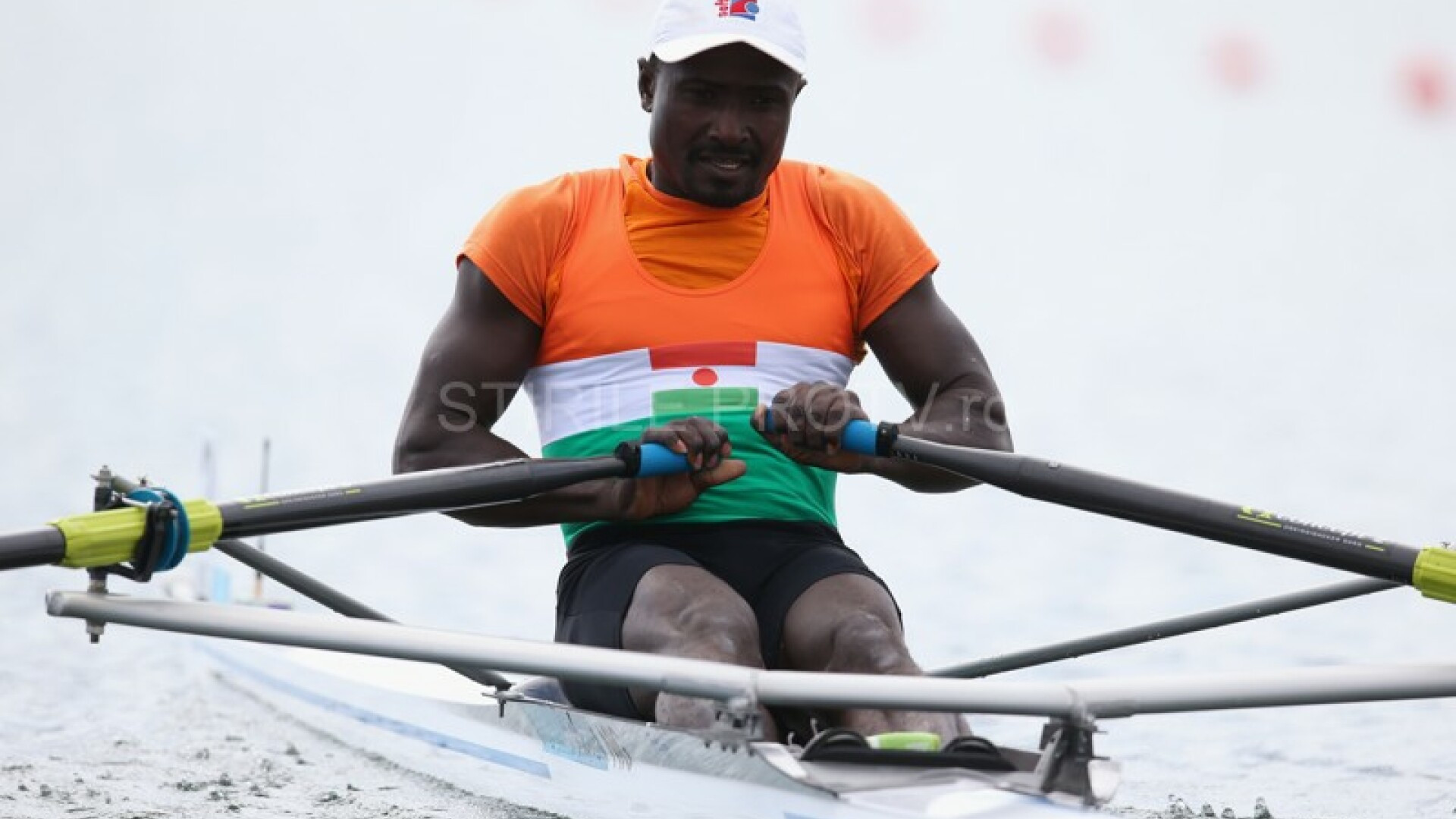 JO 2012. Sportivul care nu se supara ca iese mereu pe ultimul loc. De ce este apreciat