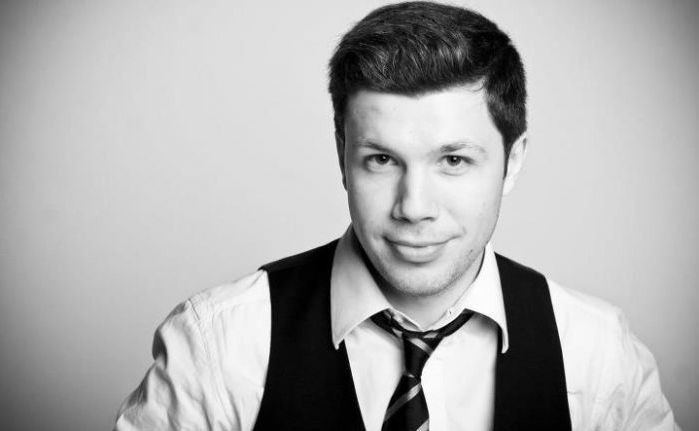 Romanul care si-a construit un IMPERIU online, dar nu are masina si sta in chirie. Cum si-a speriat vecinii cand avea 10 ani