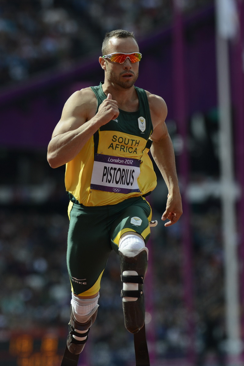 Oscar Pistorius, primul sportiv cu picioarele amputate care evolueaza la JO