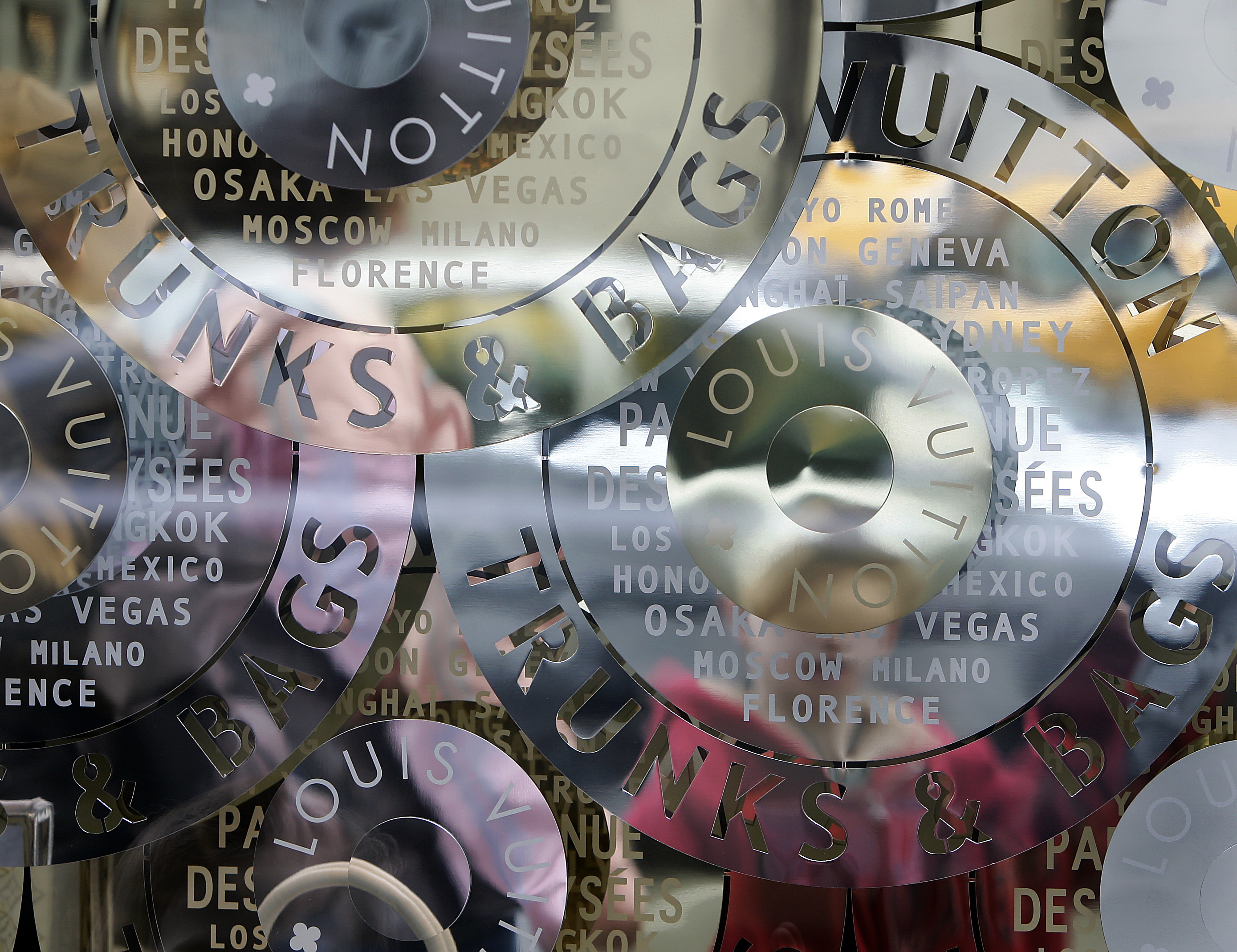 Cum s-au imbogatit bancherii in ultimii 15 ani si cum am ajuns la criza din 2008 INFOGRAFIC