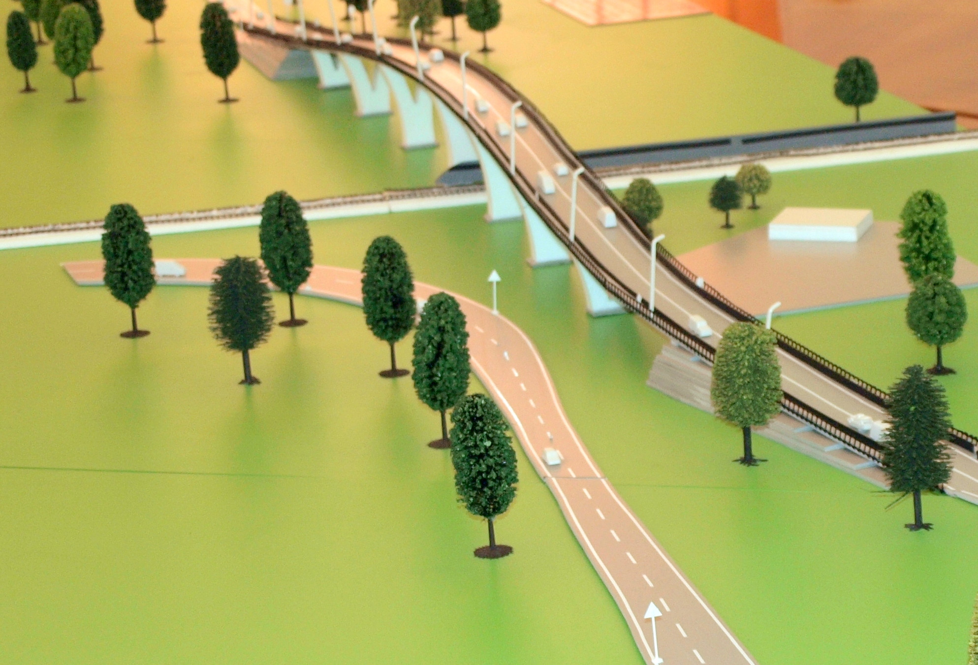 Lucrarile la pasajele de pe centura Aradului, oprite. Blocajele din trafic continua