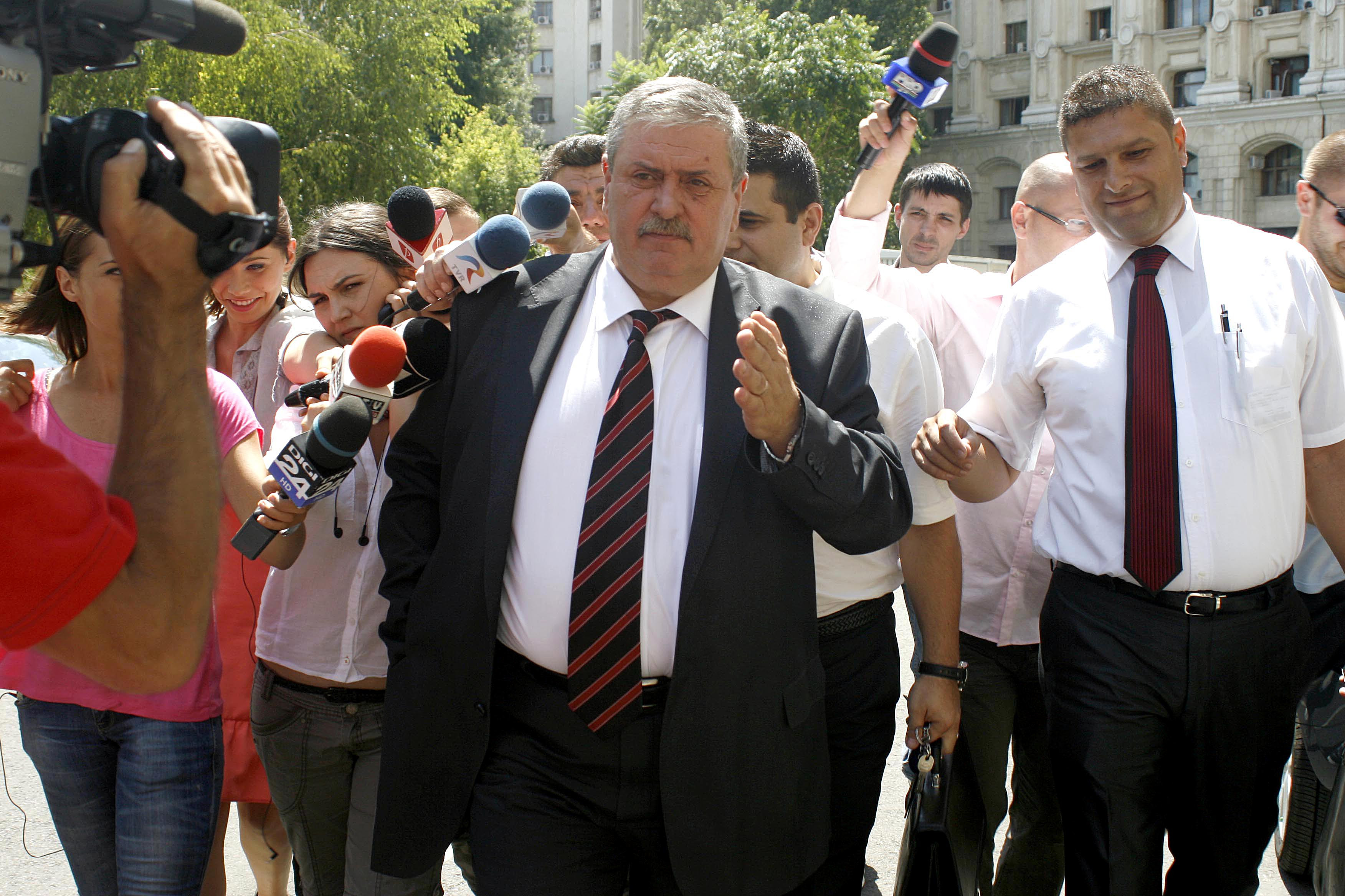 Dan Grecu, fiul lui "Butoane", condamnat la zece ani inchisoare cu executare pentru trafic de minori