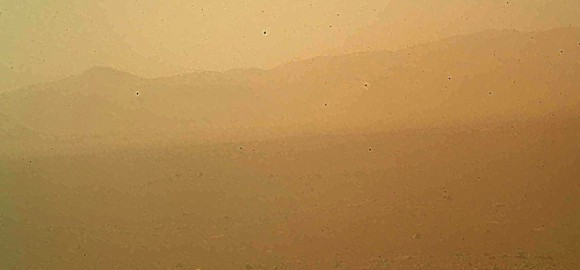 FOTO. Prima fotografie color a planetei Marte, realizata de robotul Curiosity