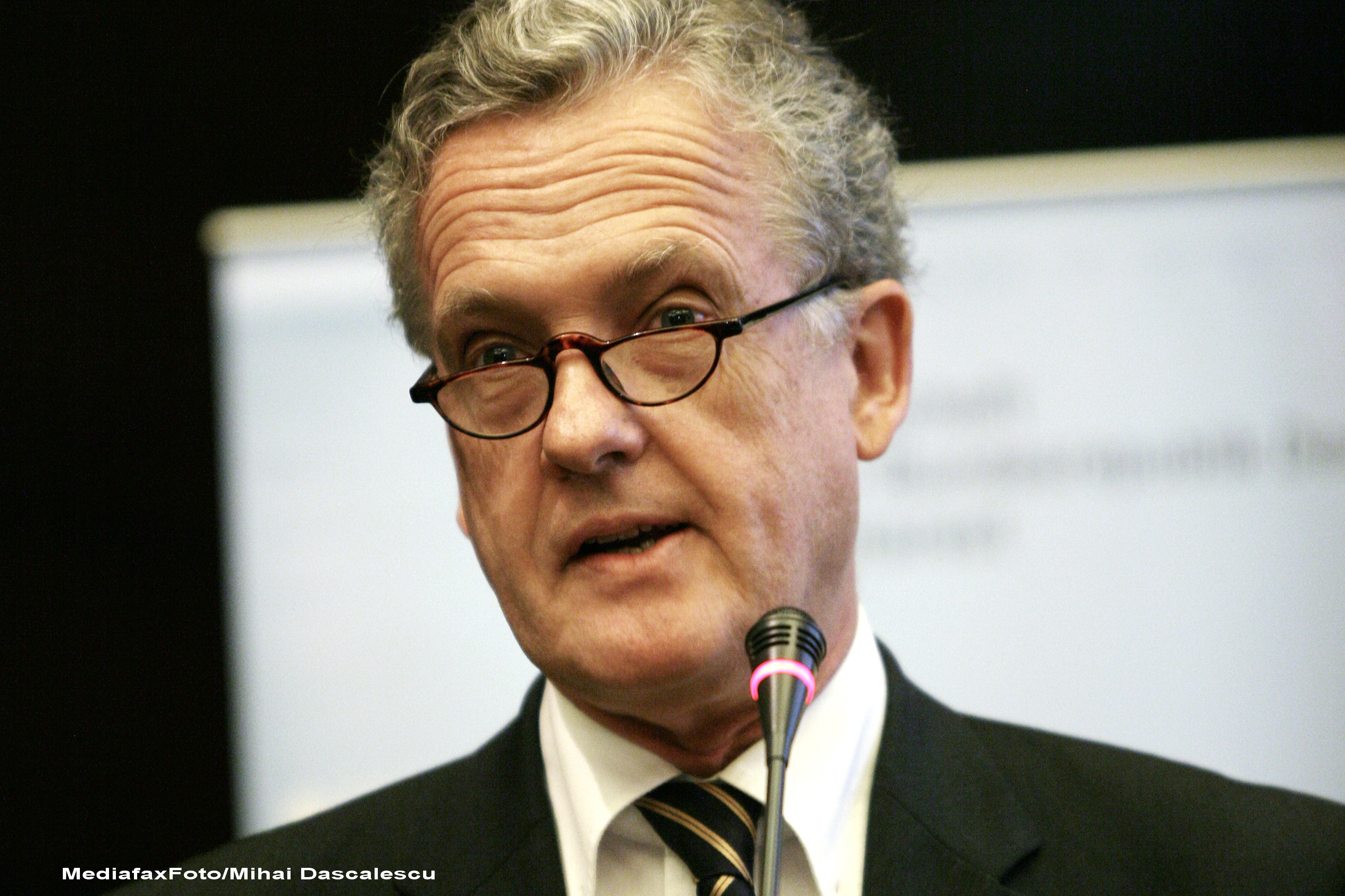 Ambasadorul german: E exclusa aderarea completa la Schengen fara raport satisfacator pe MCV in 2012