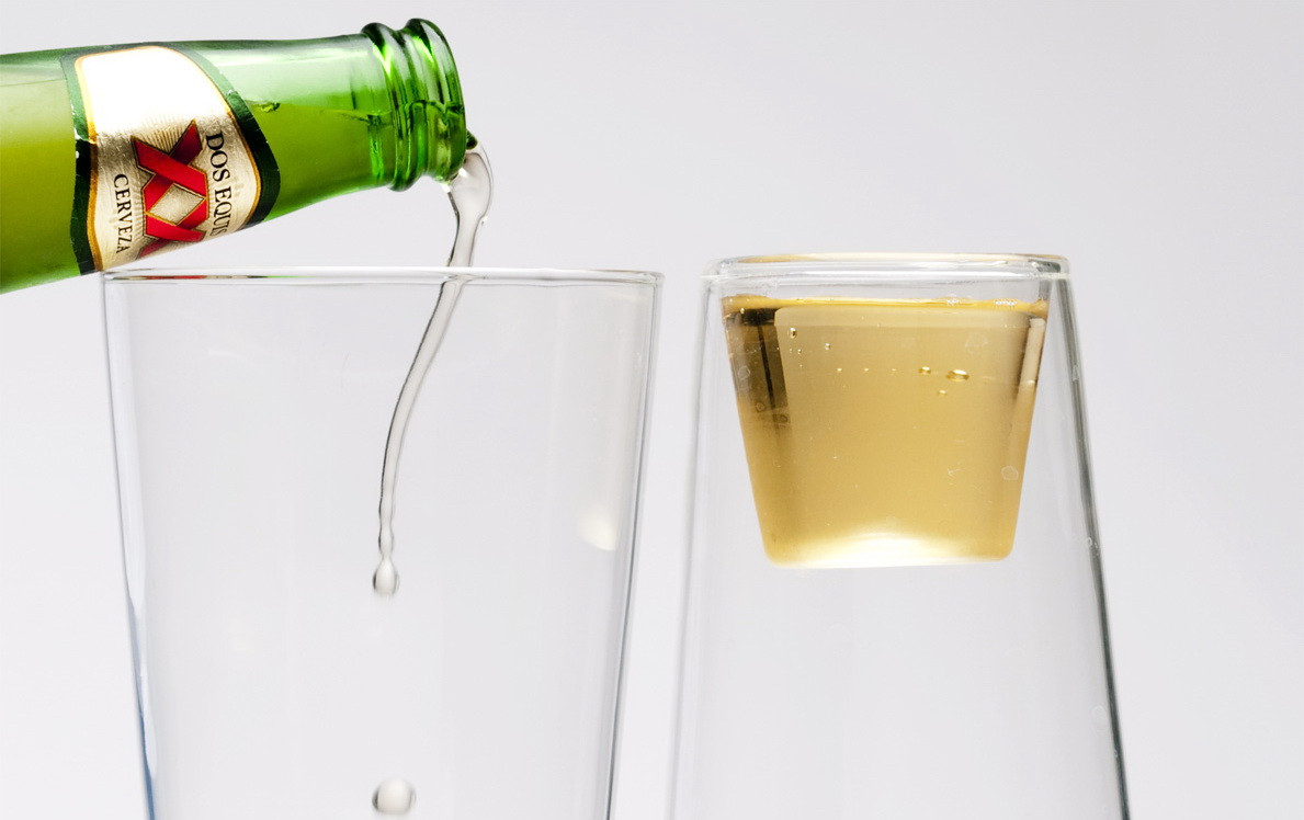 Ce ne mai place berea :) Jumatate dintre romani au consumat bere in ultima luna