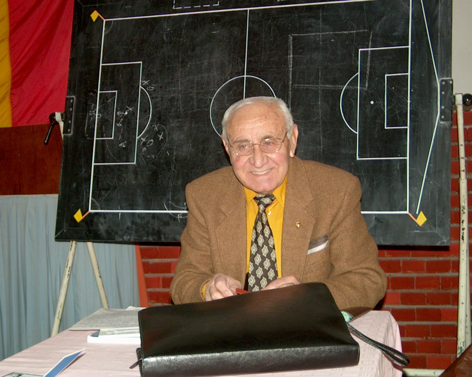 A decedat antrenorul emerit Alexandru Dan