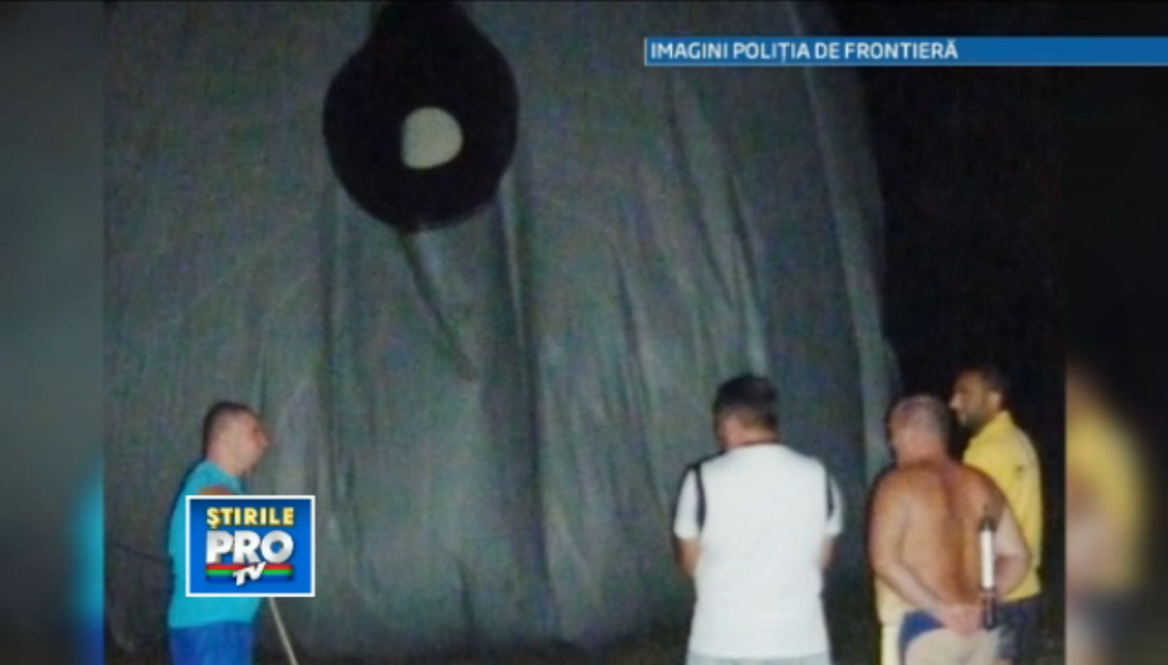 Un localnic din Caras-Severin s-a trezit cu doi spanioli care au aterizat, la propriu, in curtea lui