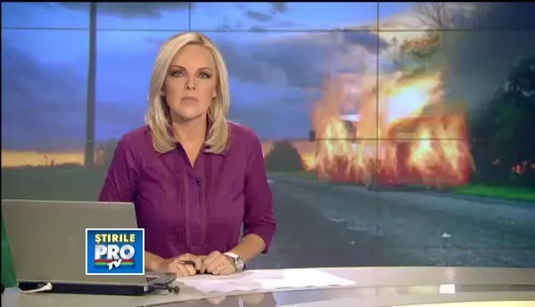 Un autocar ce transporta 50 de oameni a ars ca o torta, aseara, la cativa kilometri de Turda