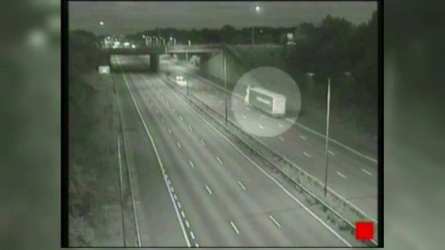 5 kilometri de autostrada pe CONTRASENS, noaptea, fara lumini. Aventura unui sofer beat din Ungaria