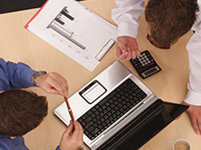 Ce meserie sa NU iti alegi. Topul joburilor cu cei mai nefericiti angajati