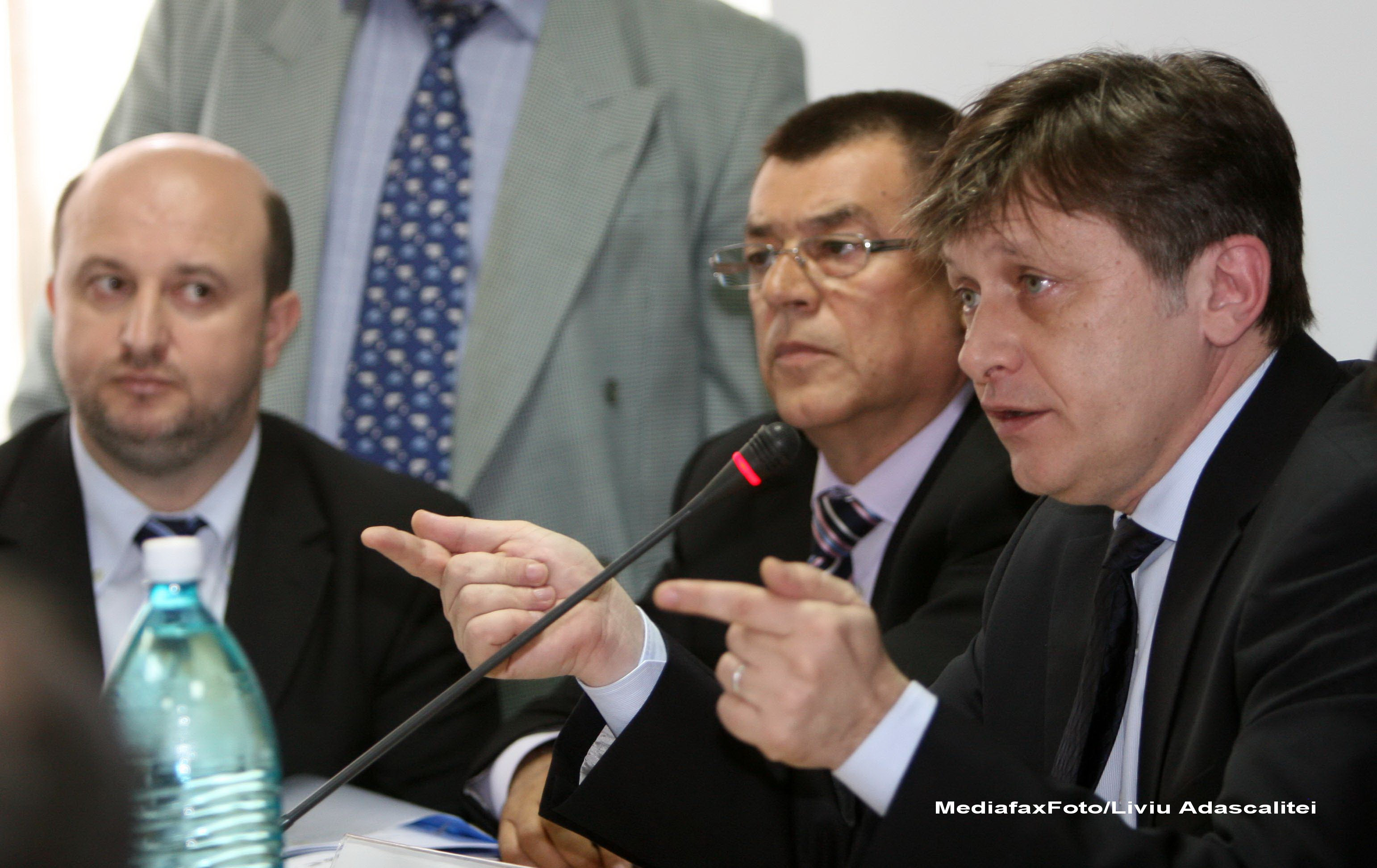 Mircea Dusa si Radu Stroe spun ca este posibil ca si lor sa le fie interceptate convorbirile