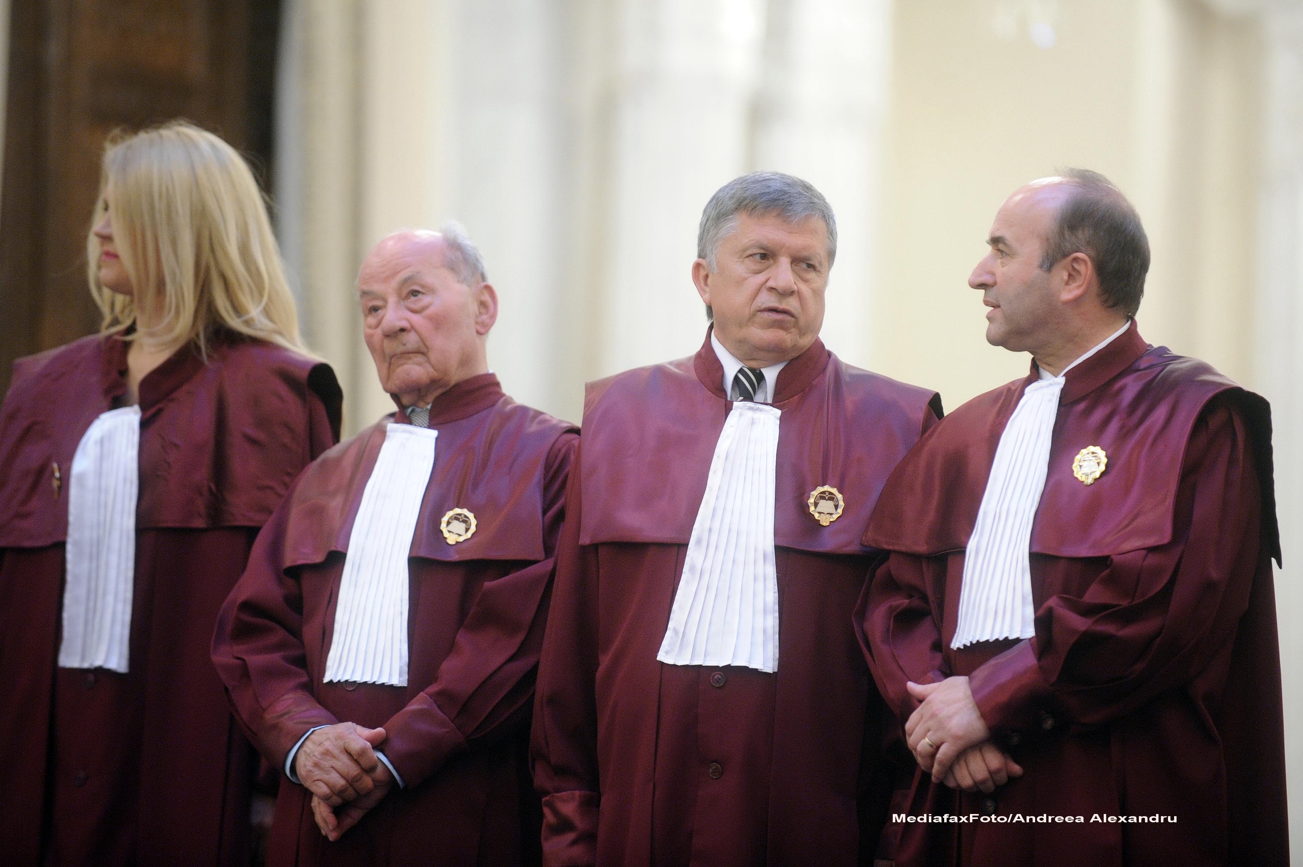 Curtea Constitutionala a respins contestatia PDL privind Legea imobilelor nationalizate