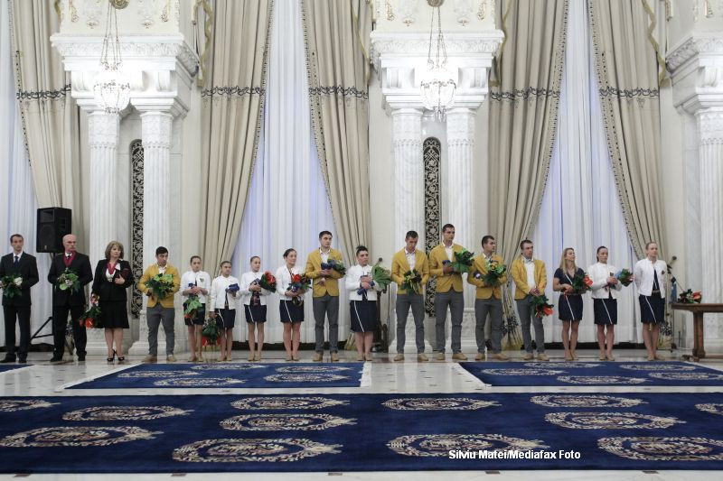 Guvernul dubleaza premiile pentru medalii la JO; Ponta: Medaliile acopera injuraturile din tara