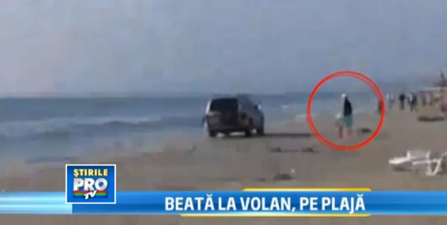 Imaginea tupeului. Ce face aceasta soferita pe o plaja din Mamaia, la volanul unei masini de teren