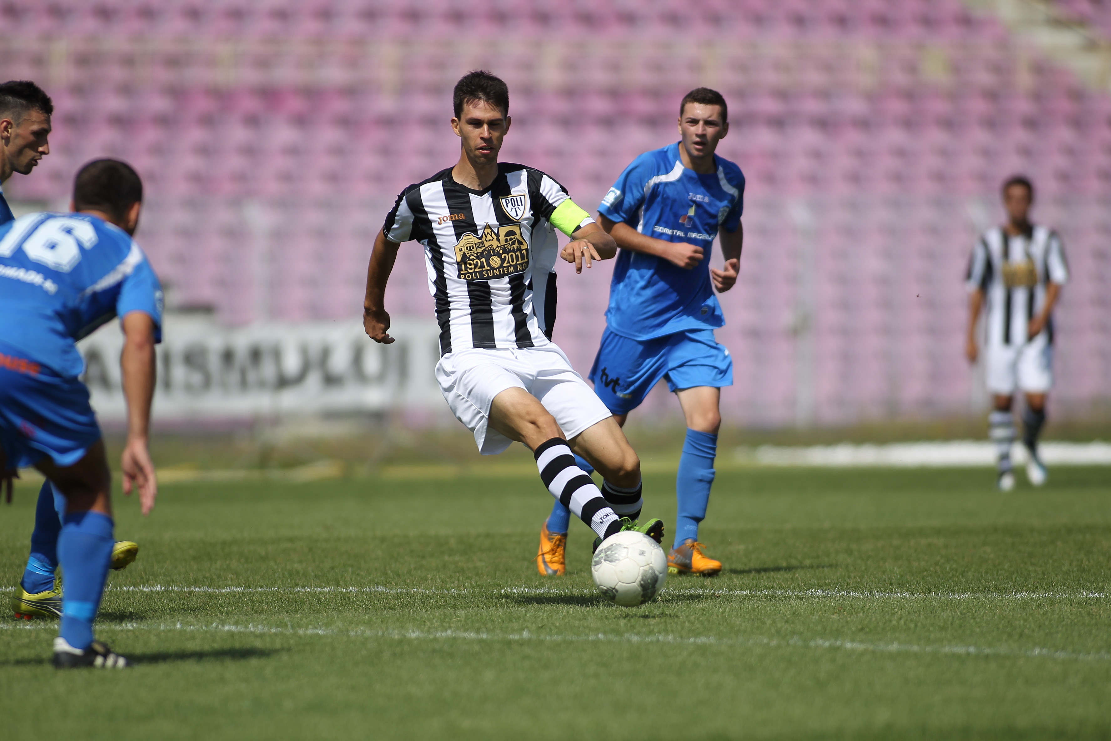 Fara vedete pe teren, ACS Poli a batut Giarmata cu 2-0