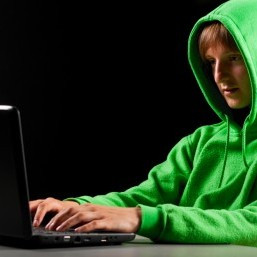 Cum ajung copiii anonimi GENII in stiinta si tehnologie.Proiectul care le-ar putea garanta un viitor