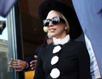 Lady GaGa, cea mai tanara aparitie in topul Forbes 2013. Angela Merkel se mentine pe primul loc