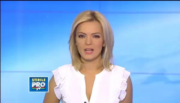 Extravaganta lui Lady Gaga s-a mutat si in public. Viorica de la Clejani, aparitia serii la concert