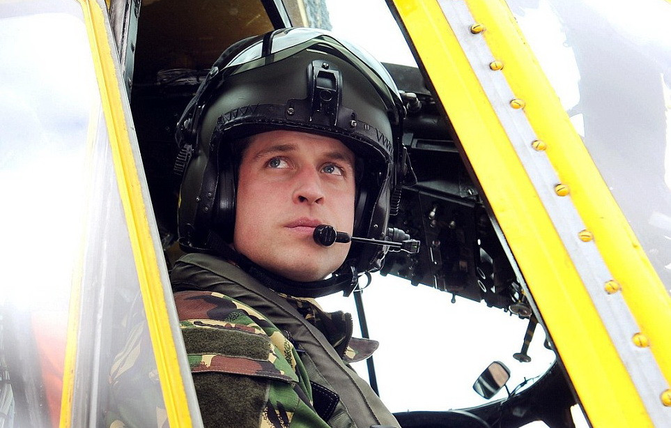 Cum a salvat Printul William doua adolescente de la inec: