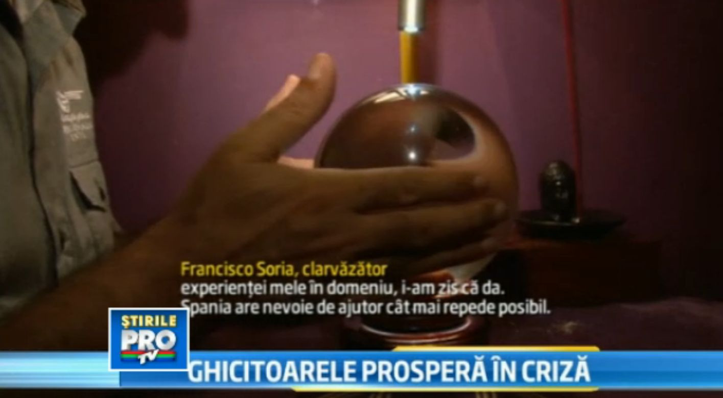 Spaniolii incearca sa alunge criza cu ajutorul vrajilor. Clarvazatori: Din pacate, va fi mai rau