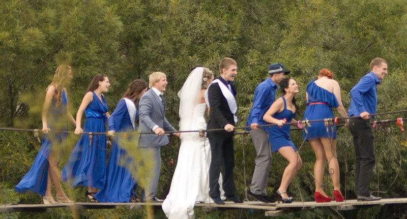 INCREDIBIL. Ziua nuntii putea fi ultima din viata lor. Ce se intampla in fotografie