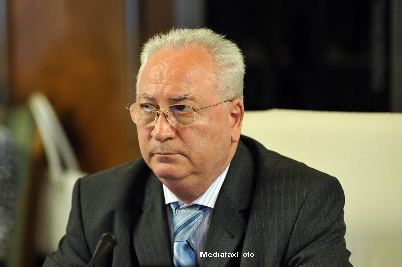 Hasotti: Geoana e singurul vinovat pentru realegerea lui Basescu. Sa elibereze vila RA-APPS
