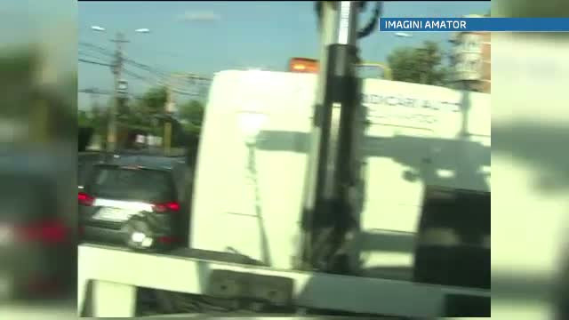 Au stat 19 ore in masina pentru a nu le fi ridicata. Cum a protestat o familie din Cluj. VIDEO